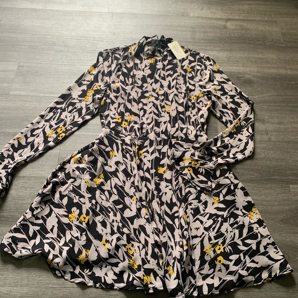 NWT XXS Guess floral dress